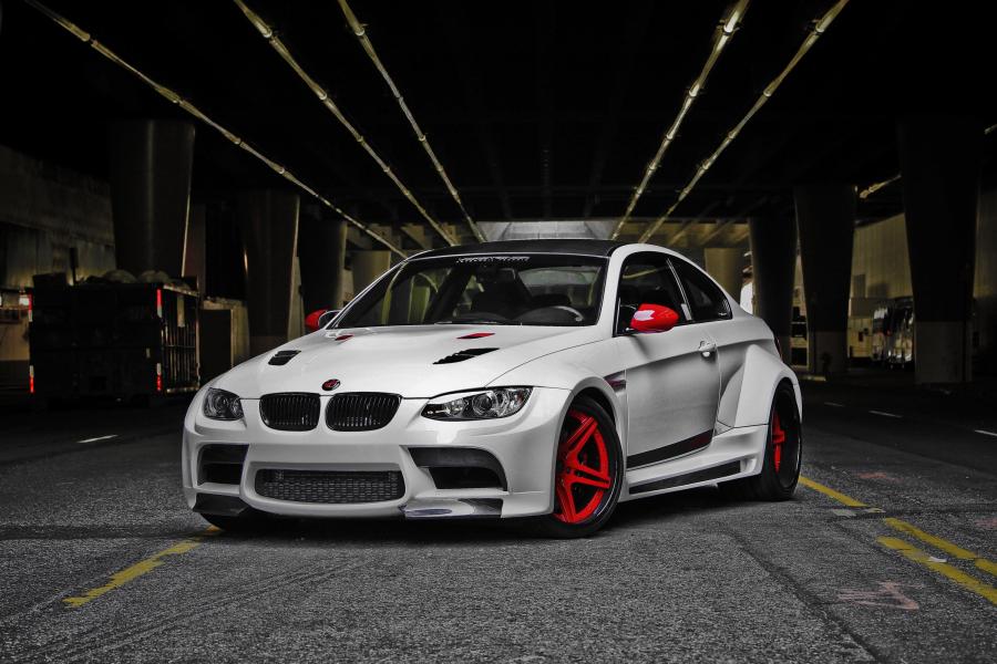  BMW M3 GTRS3 Candy Cane by Vorsteiner 2011 года  (фото 14 из 15)